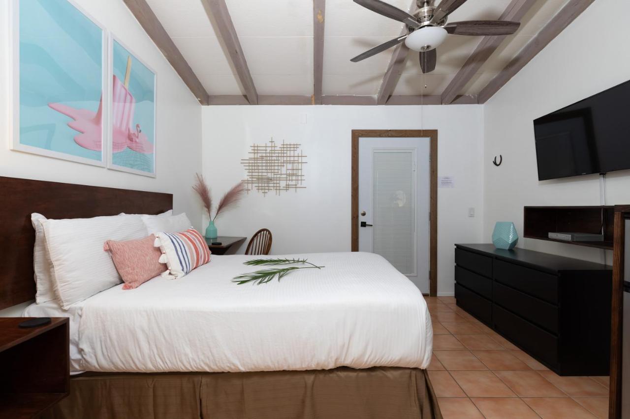 Float Palm Springs - Adults Only Ξενοδοχείο Εξωτερικό φωτογραφία